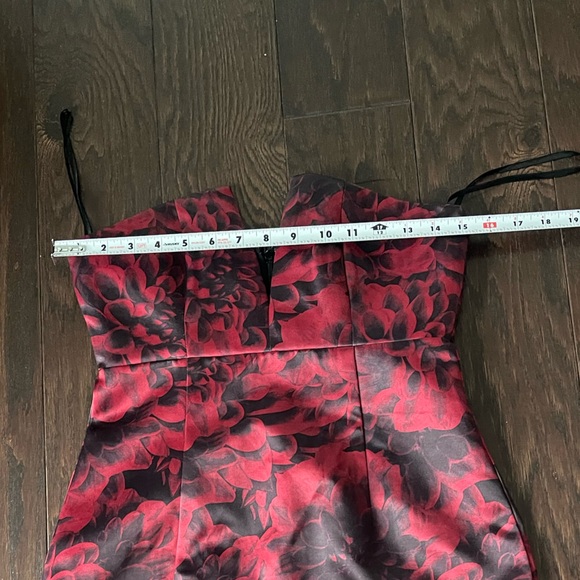 Revolve NBD Cocktail Dress Size Small Black Red Floral Strapless Mini Dress chic - Picture 12 of 12